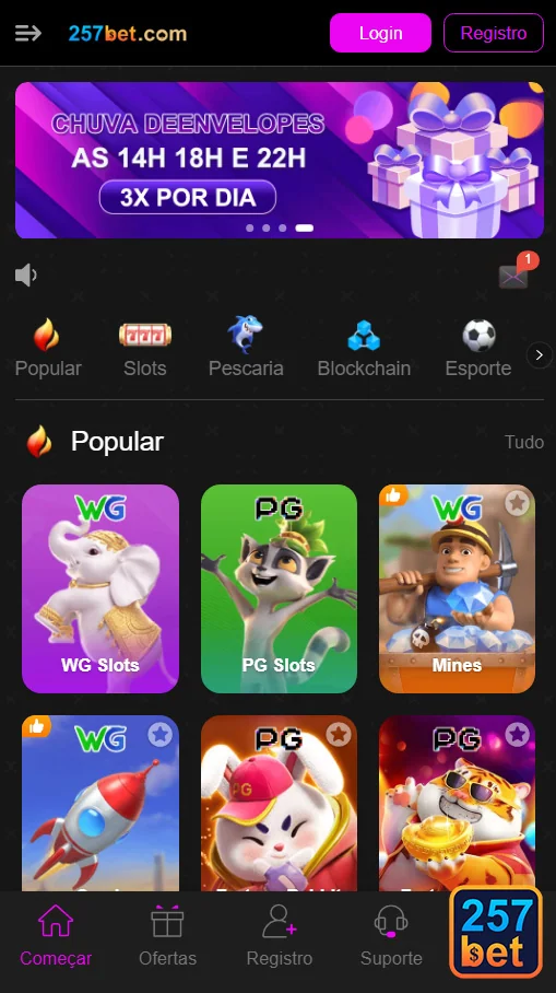 Atendente prestando suporte dedicado ao usuário